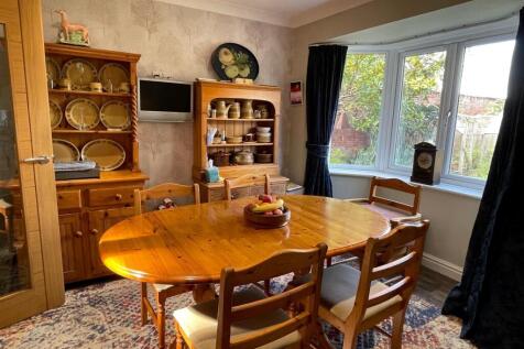 Kitchen 4.jpg