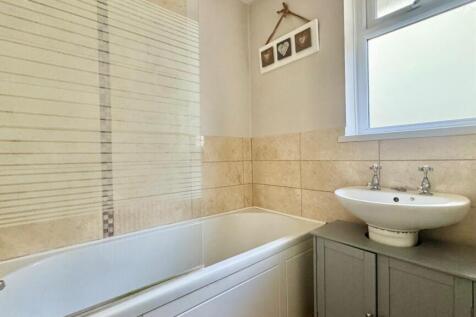 WhatsApp Image 2025-11-26 at 12.07.05 PM.jpeg