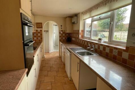 Kitchen..jpg