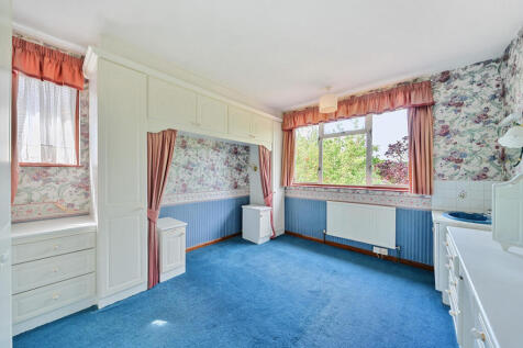 1301810-6-6838389...