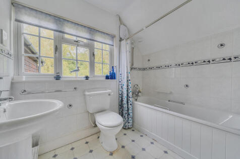 1365554-3-68e67eb...