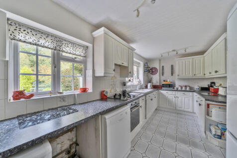 1365554-9-68e67e2...