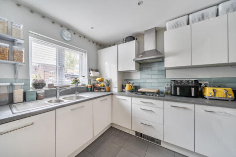 1363069-19-68e7b7...