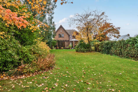 1372612-6-6901f7c...