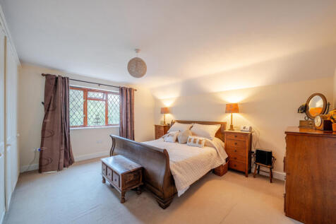 1372612-11-6901f9...