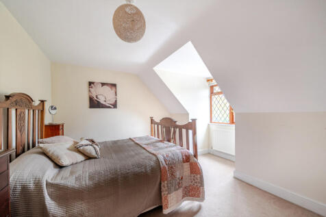 1372612-10-6901f9...