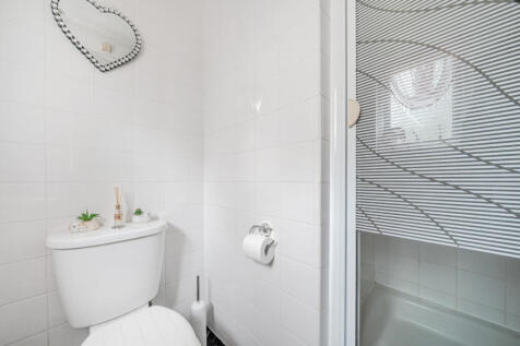 1376329-10-690c73...