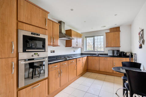 1376839-15-690ddc...