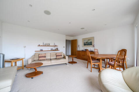 1376839-6-690dda7...