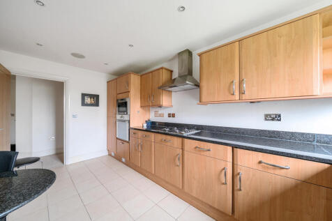 1376839-14-690ddc...