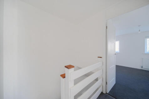 1380340-12-690dfa...