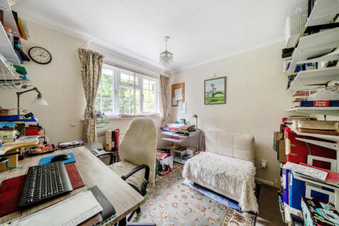 1328761-19-688792...