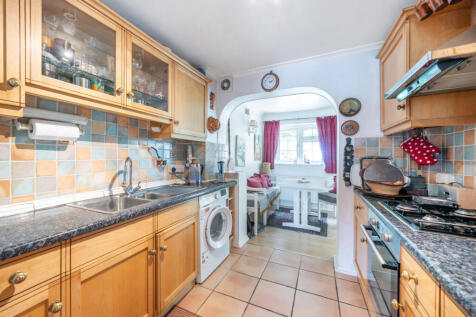 1328761-11-688792...