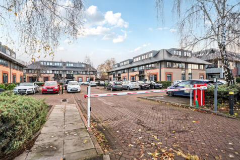 1385722-1-692ef16...