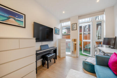 1385722-8-692ef22...