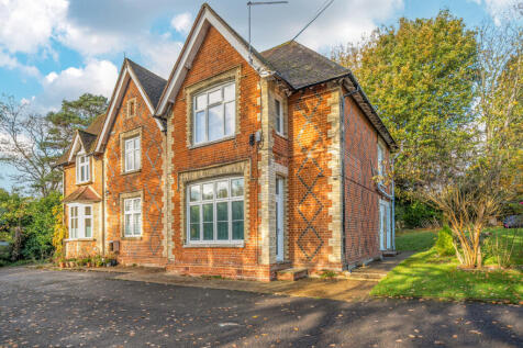 1377064-12-690e1b...