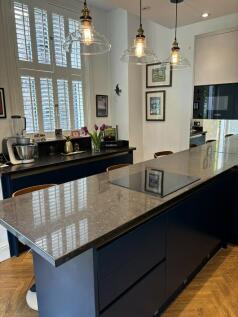 Kitchen b