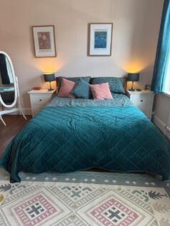 Bedroom 1 Photo 2