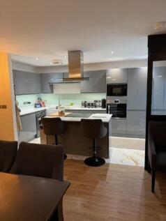 Open Plan Lounge Kitchen