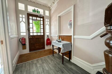 ENTRANCE HALLWAY