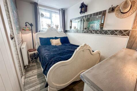 GUEST BEDROOM (BEDROOM TWO)