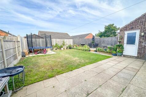 ALTERNATE VIEW OF GARDEN