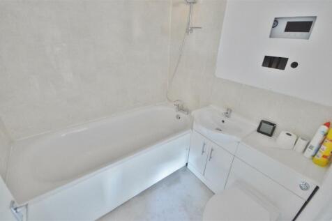 THREE PIECE BATHROOM SUITE