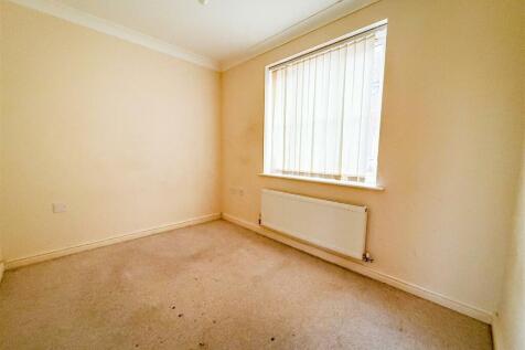 BEDROOM FIVE