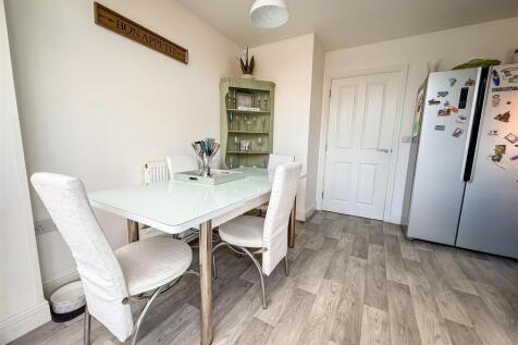 DINING AREA VIEW