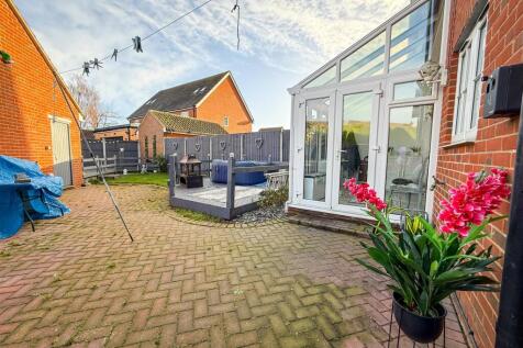 OUTSIDE - REAR
