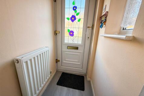 ENTRANCE PORCH