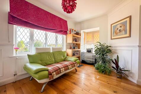 FAMILY ROOM AREA VIEW