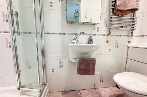 EN-SUITE (1)