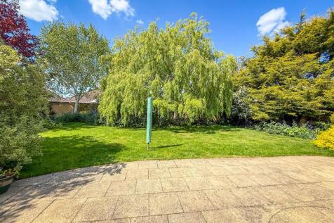 ALTERNATE VIEW OF GARDEN