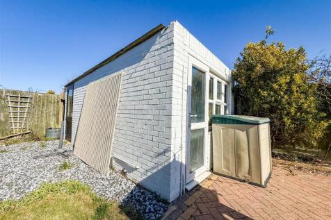 STORAGE GARAGE