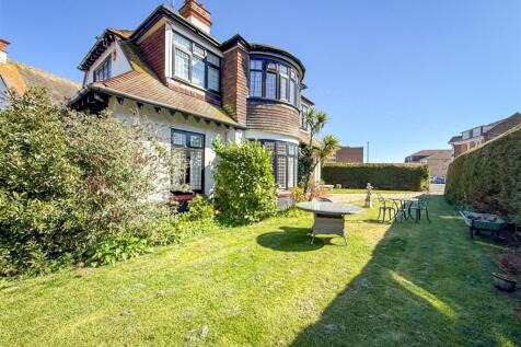 OUTSIDE - FRONT &amp; SIDE GARDENS