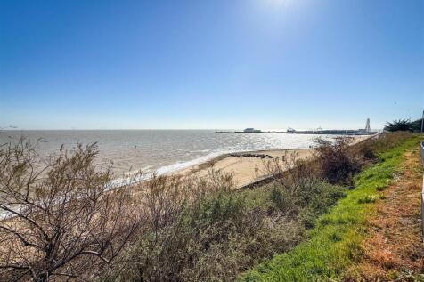 CLACTON SEA FRONT