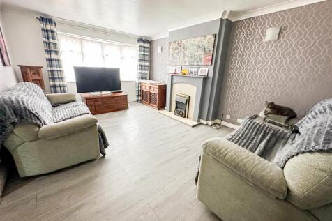 LOUNGE AREA VIEW