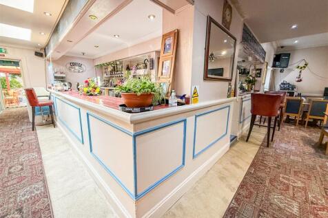 BAR AREA