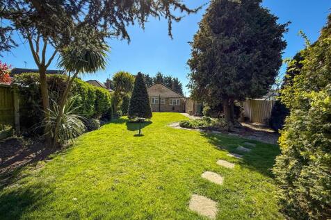 ALTERNATE VIEW OF GARDENS