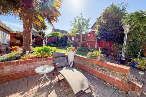 GARDEN VIEW (3)