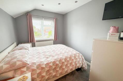 PRINCIPAL BEDROOM SUITE