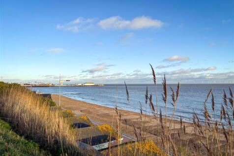 CLACTON SEA FRONT