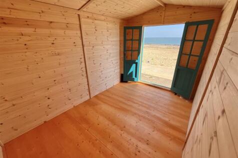 INTERNAL VIEWS OF BEACH HUT