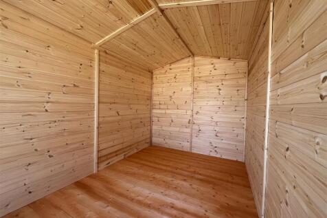 INTERNAL VIEWS OF BEACH HUT