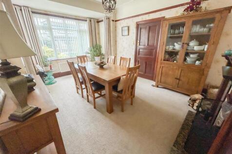 DINING ROOM/BEDROOM FIVE