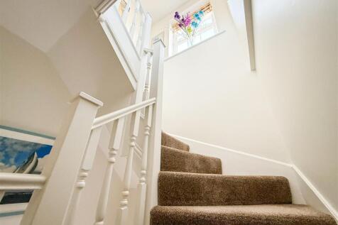 SECOND FLOOR LANDING