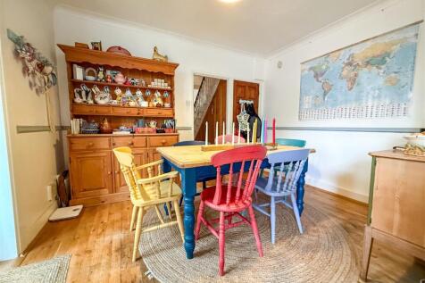 DINING AREA VIEW