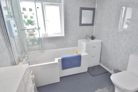 THREE PIECE BATHROOM SUITE