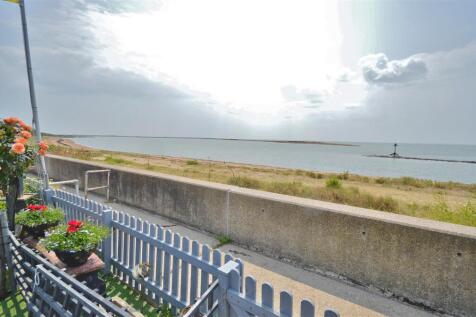 SEAFRONT VIEWS